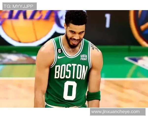 球迷炸锅：塔图姆这一行为引热议！