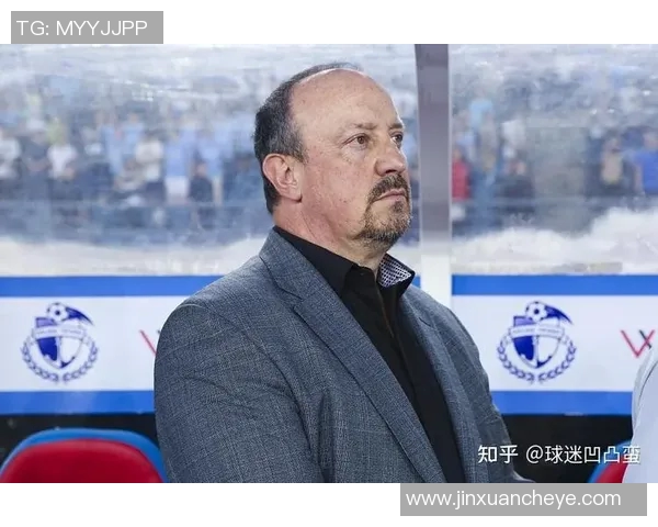 主帅临场换人妙计引热议 网友称其为战术大师展现绝妙眼光 主帅临场换人妙计引热议 网友称其为战术大师展现绝妙眼光